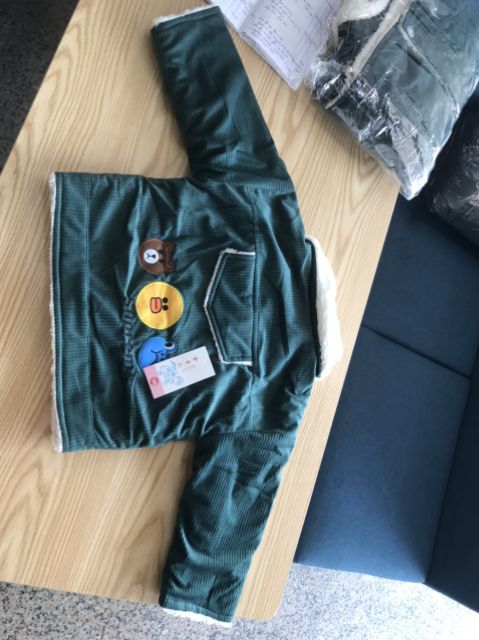 Áo khoác nhung tăm lót lông ấm siêu ngầu cho bé trai