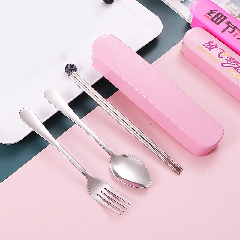 Bộ 3 Dụng Cụ Ăn Bằng Thép Không Gỉ Kèm Hộp Đựng Tiện Lợi
