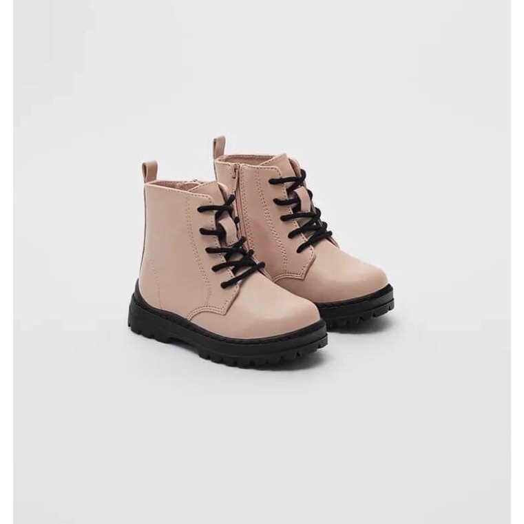 Bốt Zara hồng nhạt cho bé gái chuẩn Auth