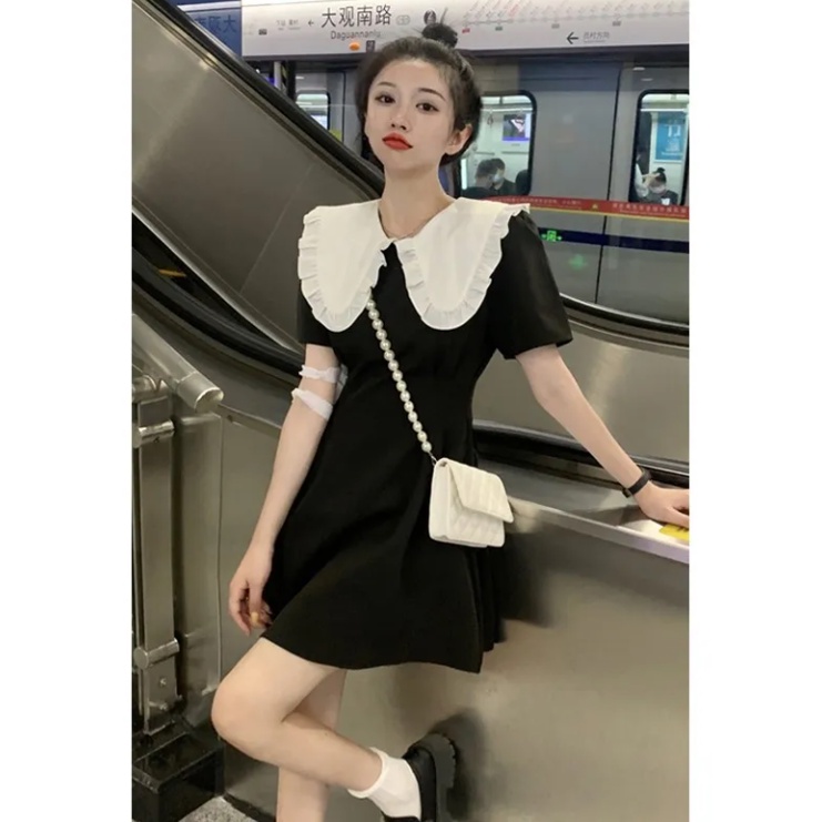 Đầm ngắn cổ búp bê tay phồng màu đen thời trang mùa hè dành cho nữ