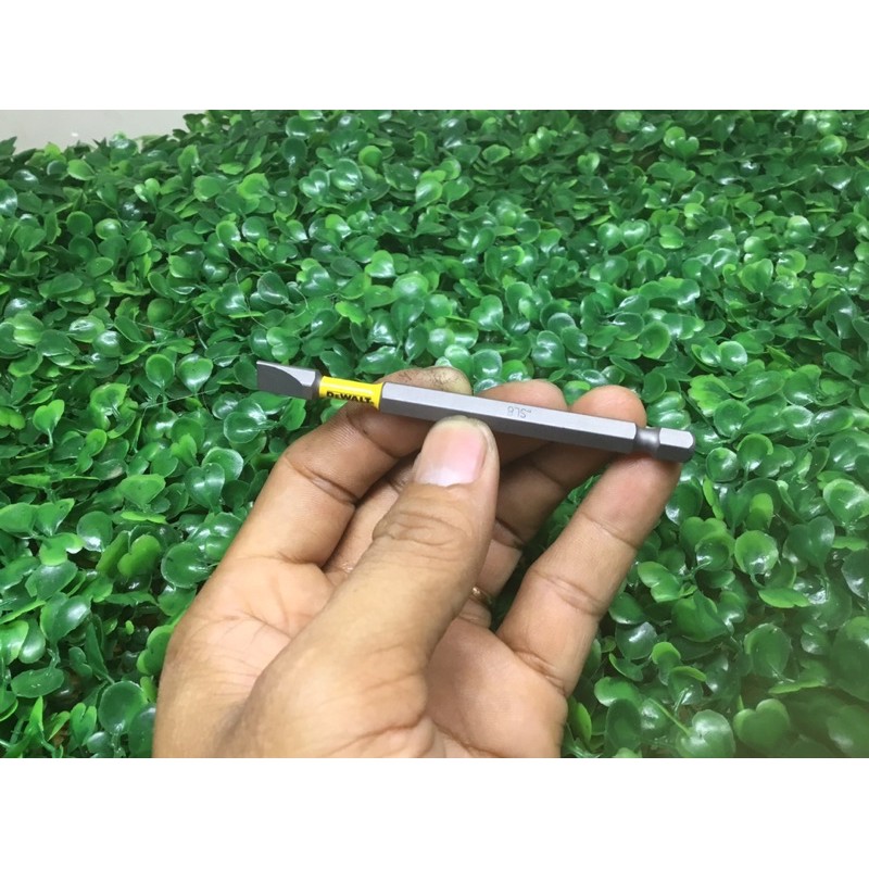 Mũi Vít Dẹp DeWalt Chính Hãng Có Từ Sl8-88.9mm