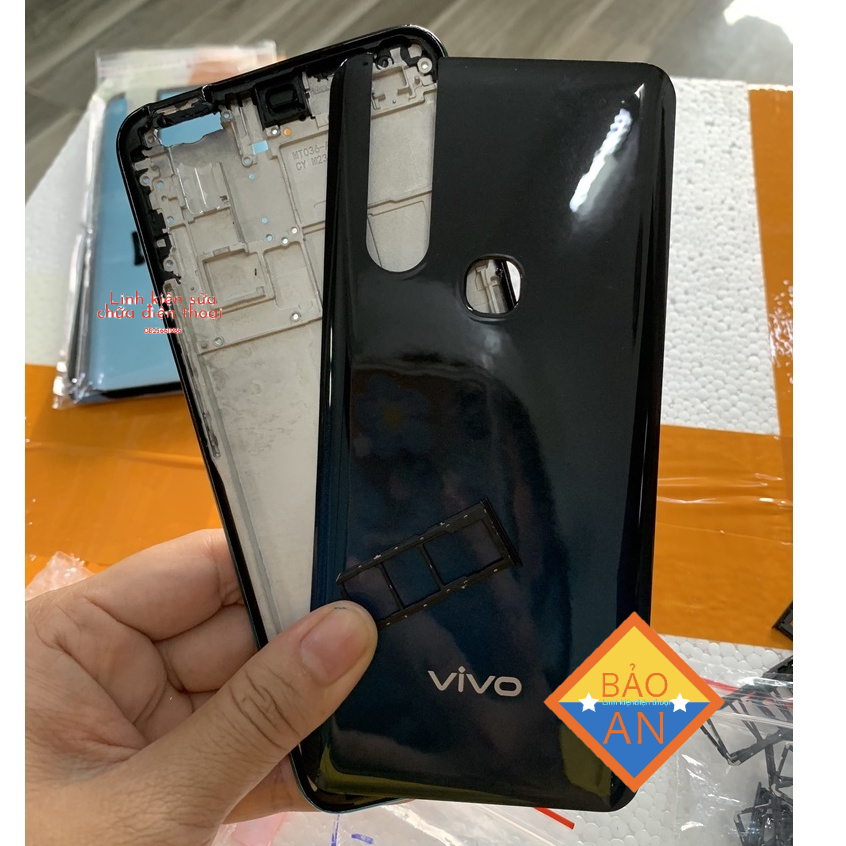 Vỏ vivo v15 bộ có nút bấm sườn,nắp lưng