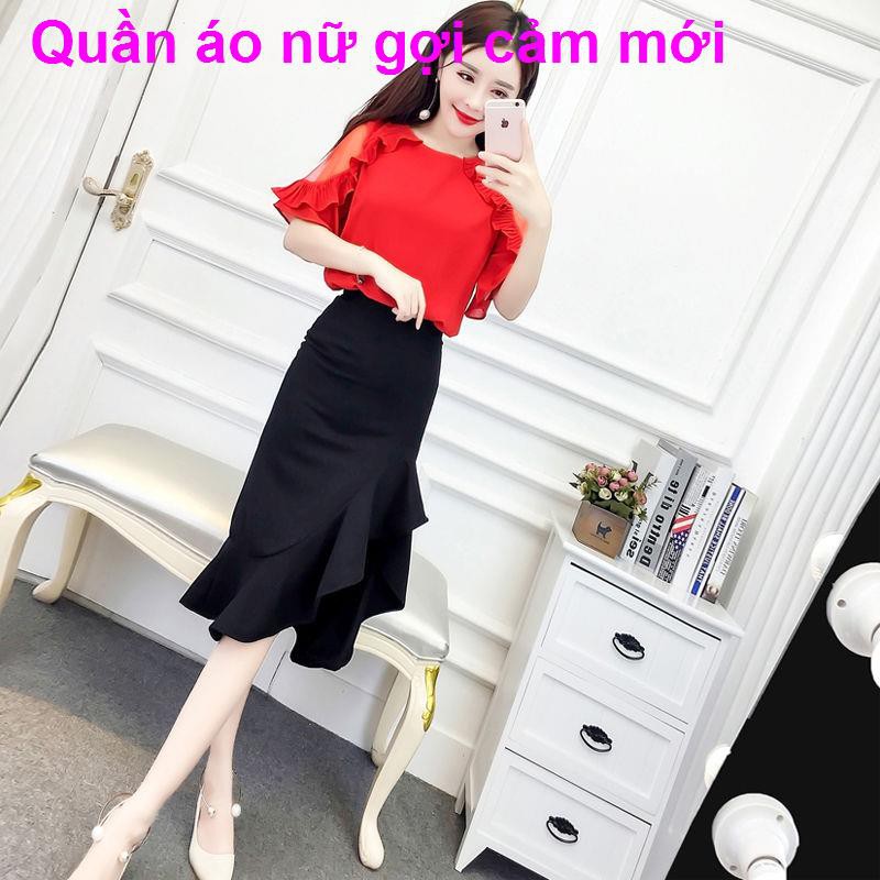 Áo sơ mi voan phù hợp với váy thời trang mùa hè phong cách mới nữ hàn quốc vai lỏng trễ đuôi cá gợi cảm