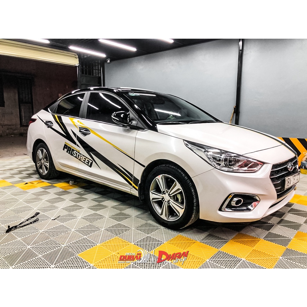 Mẫu tem dán xe Accent thể thao đẹp mắt