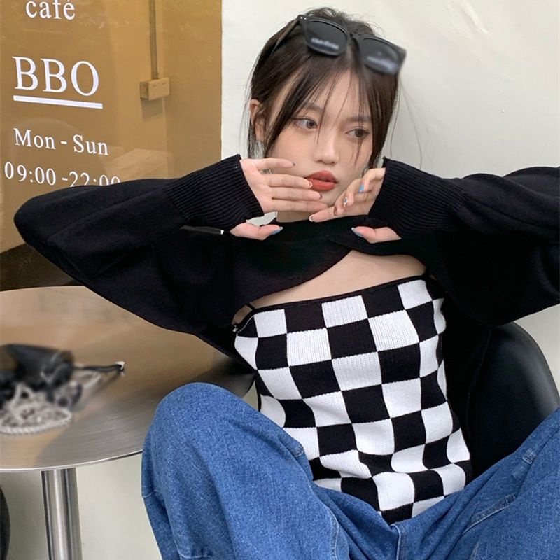 video ảnh thật ,Set áo croptop caro 2 dây chéo kèm áo khoác len tay dài tiểu thư thời trang mùa thu phong cách hàn