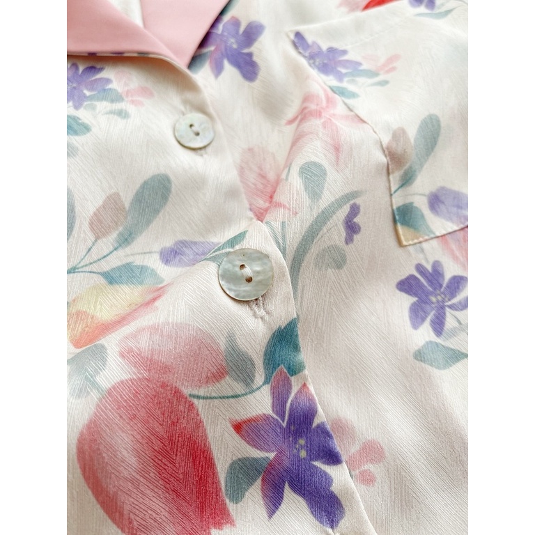 Bộ Đồ Ngủ 3 Món Tay Ngắn Bằng Lụa Họa Tiết Hoa Xinh Xắn Cho Nữ