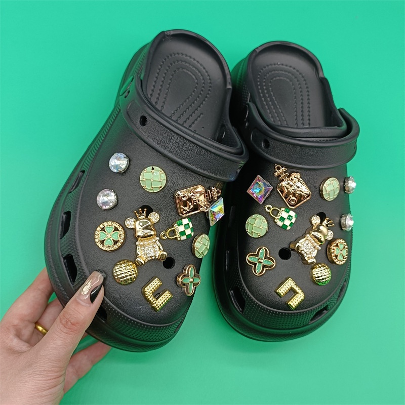 phụ kiện dép Crocs charm DIY khóa giày crocs jibbitz Nhựa trang sức Phụ kiện trang trí giày crocs nút trang trí giày trẻ em Dép Sandal Đồ trang sức Quà tặng sáng tạo món quà đặc biệt