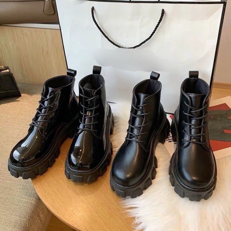 Bốt cao cổ chất da Pu độn đế, Giày boot nữ Đế răng cưa chất da bóng lì phong cách Hàn hot trend