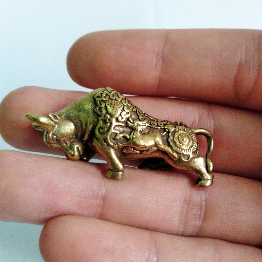 Bò tót mini bằng đồng giá rẻ làm phụ kiện tiểu cảnh, phụ kiện bàn trà, trang trí bonsai | BigBuy360 - bigbuy360.vn