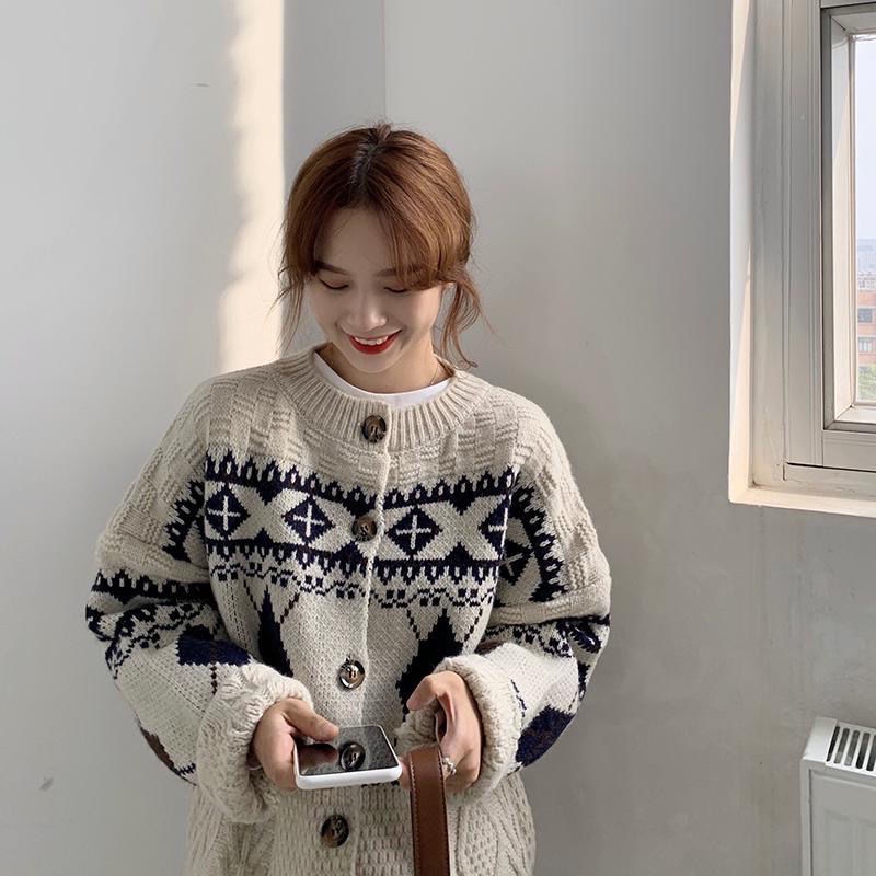 Áo khoác cardigan dệt kim cổ tròn dáng rộng họa tiết kẻ ô đính kim cương dành cho nữ