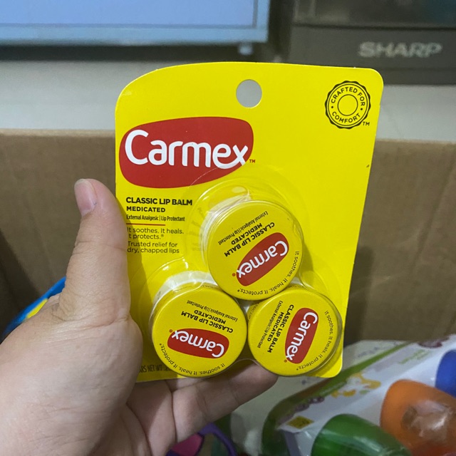 Son dưỡng môi chống nắng Carmex Mỹ date t1/2022