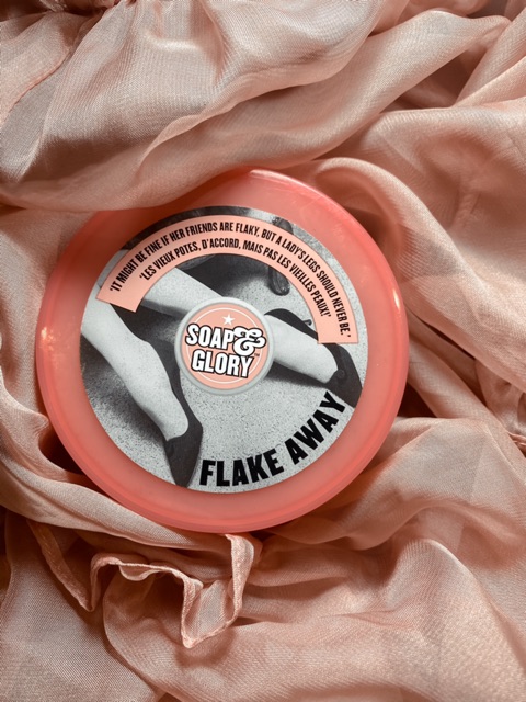 (BILL UK) Tẩy tế bào chết cơ thể Soap and Glory Flake Away (300ml)