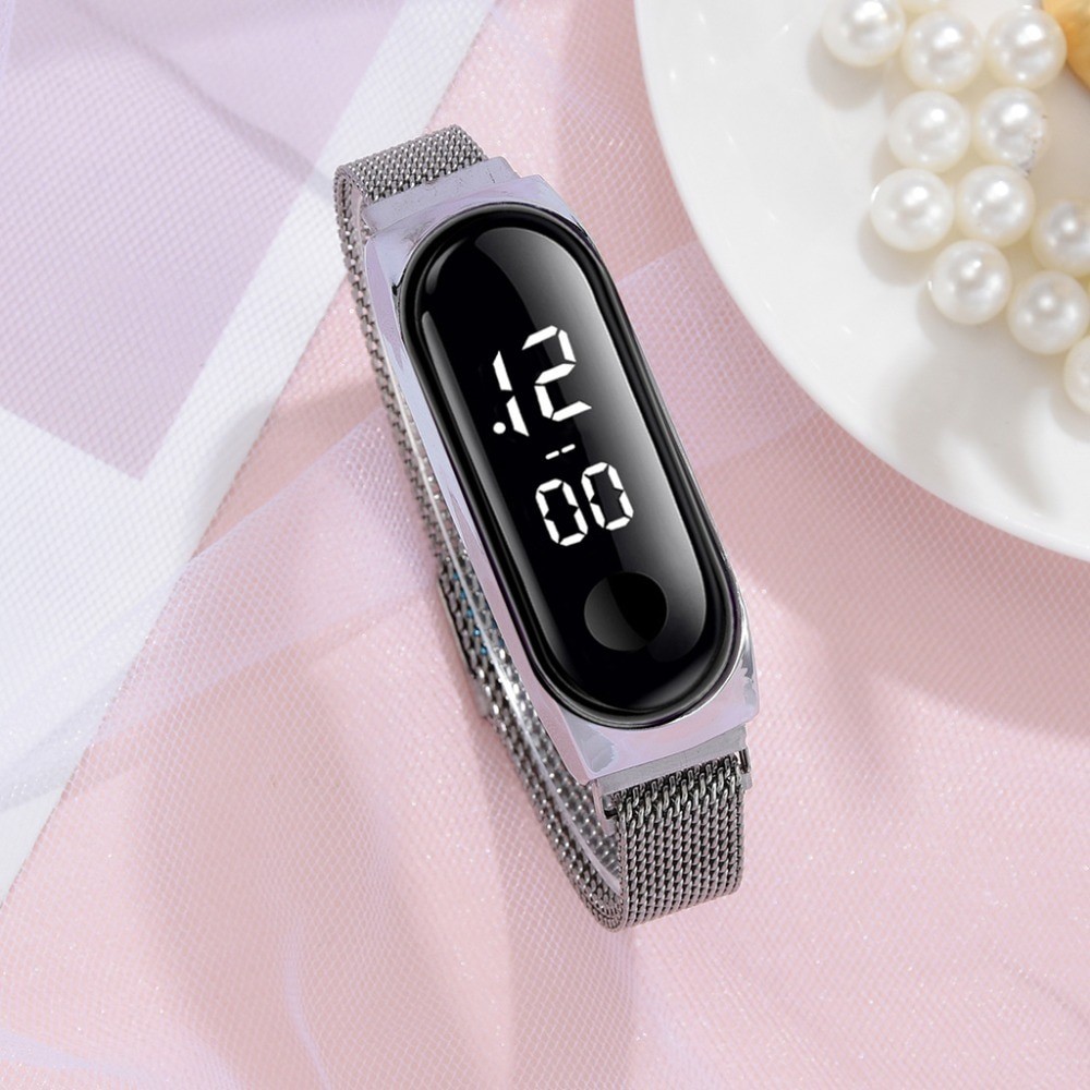 Đồng Hồ Thời Trang Nữ Dây Sắt Siêu Xinh