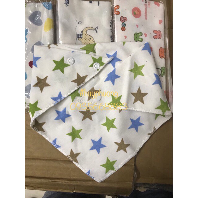 Khăn Yếm Tam Giác Cotton 2 Lớp Cúc Bấm