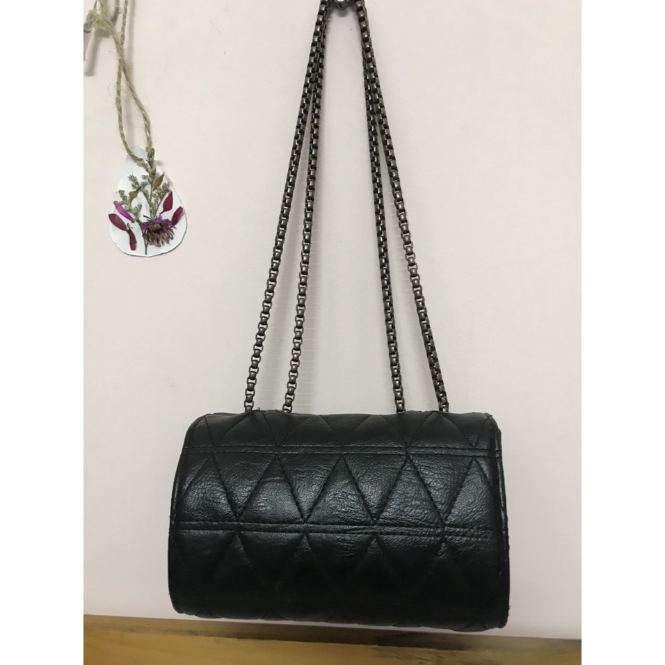 Túi da đeo chéo chất mềm