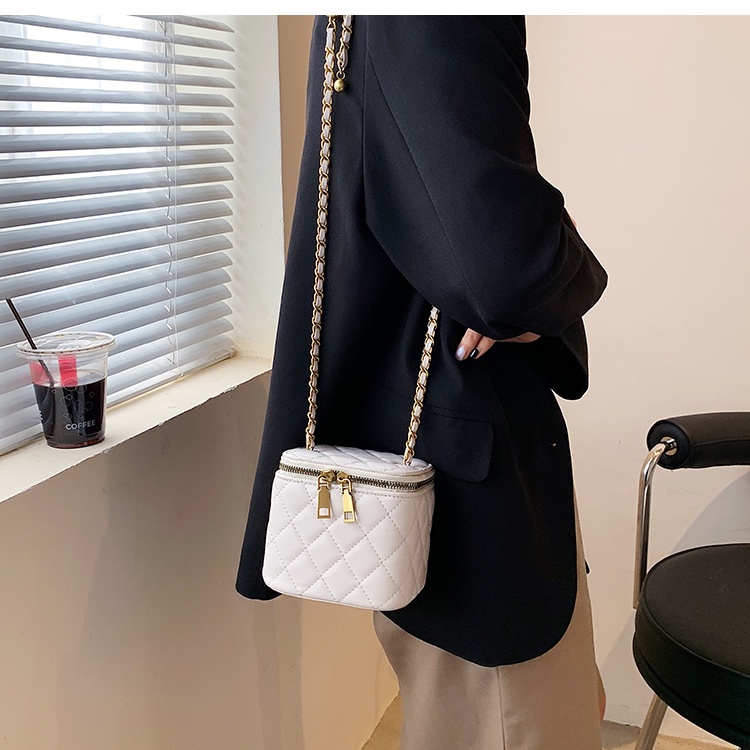 Túi Xách Nữ Đeo Chéo Cốp Hoa ChiChi Store