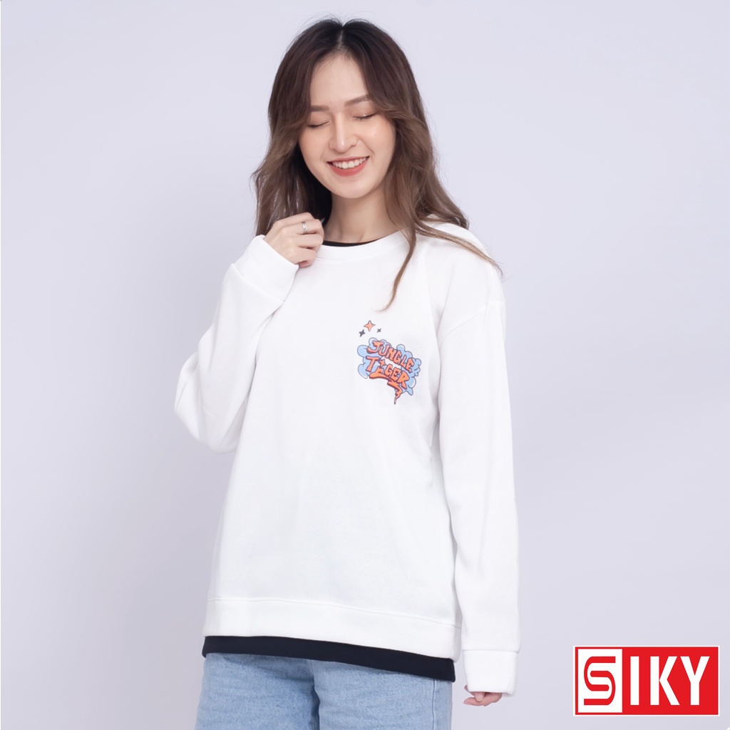 Áo sweater nữ chất nỉ tay phồng giả 2 vạt dưới phối chữ Jungle Tiger siêu xinh - SLIKY HX12