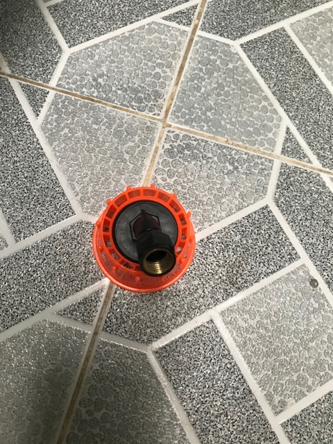 Béc sen dùng kết hợp bộ cần tưới cây-phun thuốc