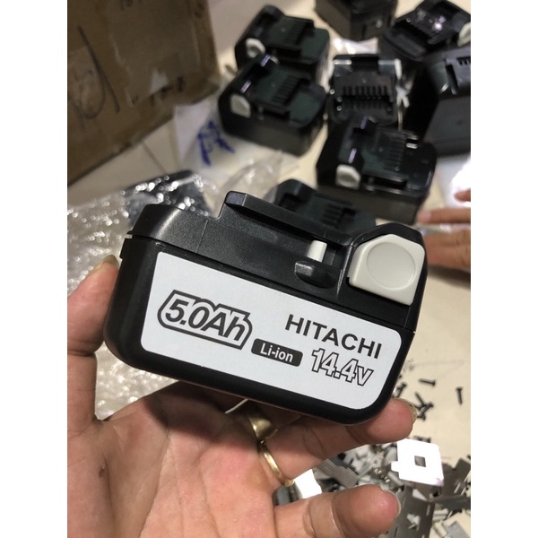 pin hitachi 14.4 v đóng mới có led báo pin