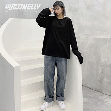 Áo phông Nelly Heybig dài tay trơn màu đen