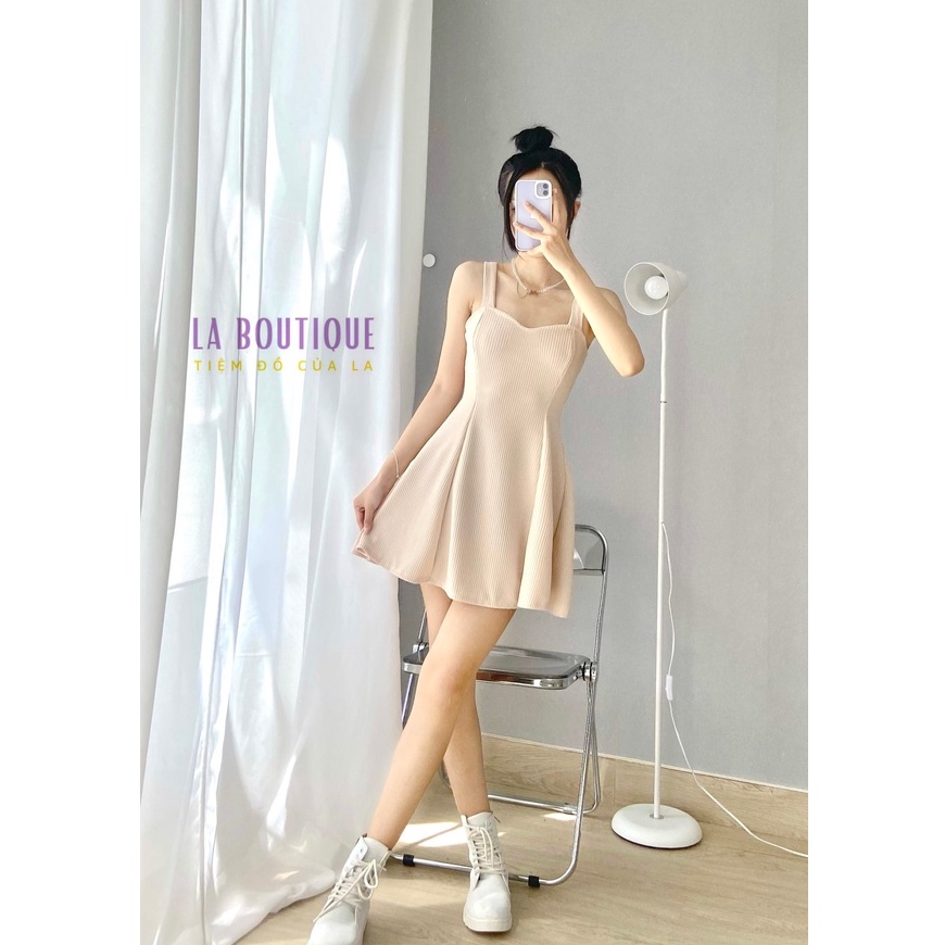 Đầm 2 Dây Bản To Dáng Xòe Hở Lưng Hack Dáng Trẻ Trung La Boutique