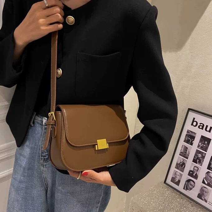 Túi kẹp nách, đeo chéo da trơn nữ khóa vuông lạ mắt 2022 AL29