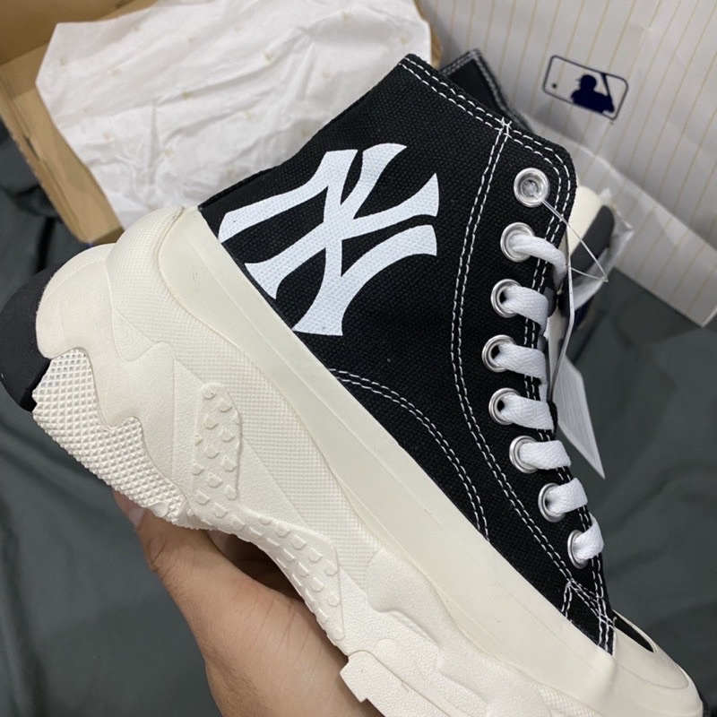 GIÀY M.LB CHUNKY WHITE BLACK 1:1 SC
