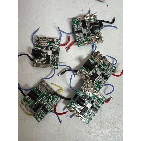Mạch sạc và xả pin 2ic,dùng cho pin Makita