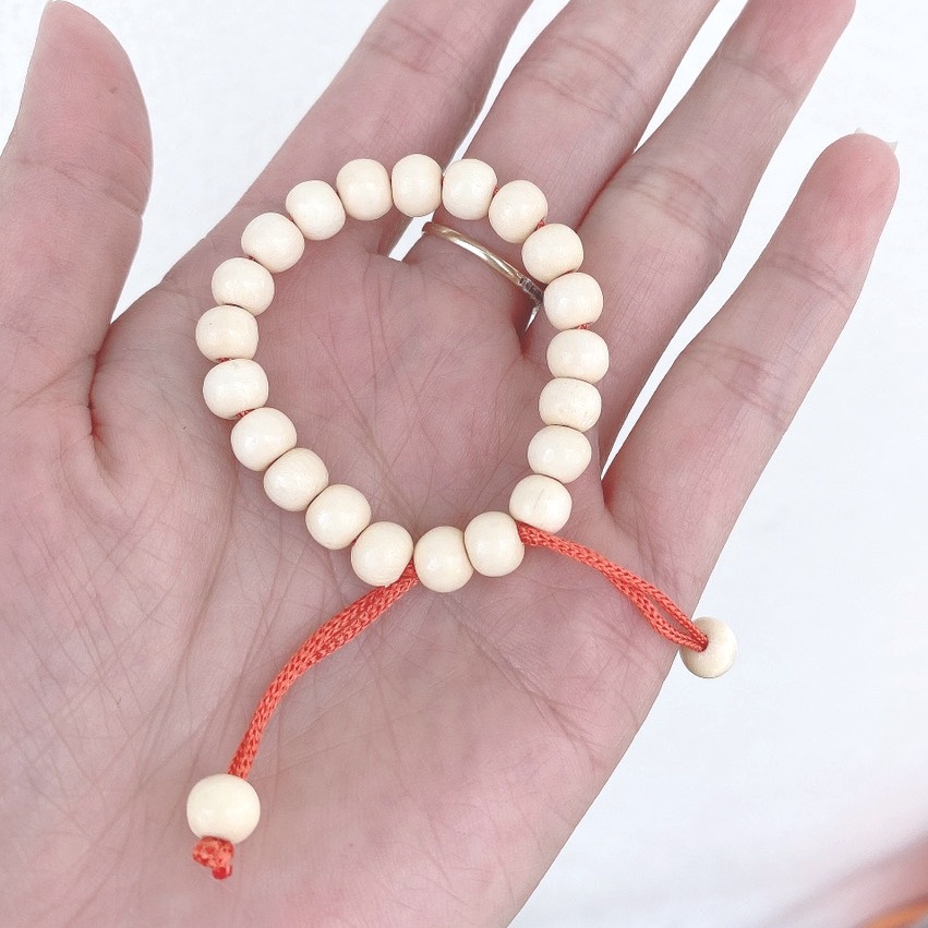 Vòng tay dâu tằm chỉ đỏ Evasilver, đem lại may mắn và bình an cho bé