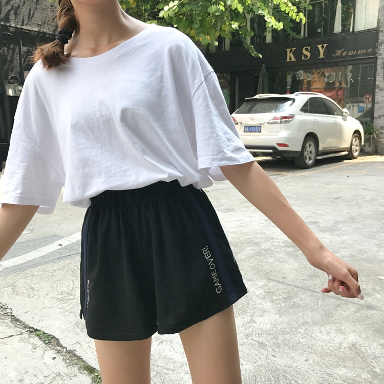 Quần short SUXI dành cho nữ ống rộng kẻ sọc thời trang Hàn Quốc