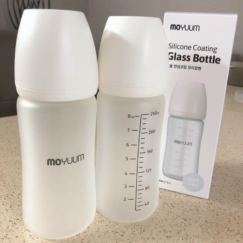 Bình sữa Moyuum Thuỷ tinh tráng Silicon 150ml/240ml Hàn quốc chính hãng