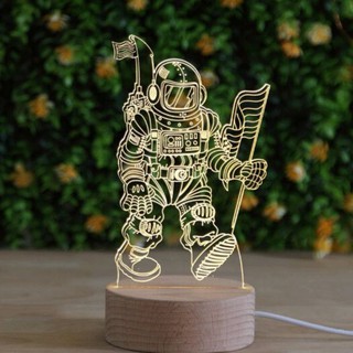 Đèn led 3D hình nhà du hành vũ trụ
