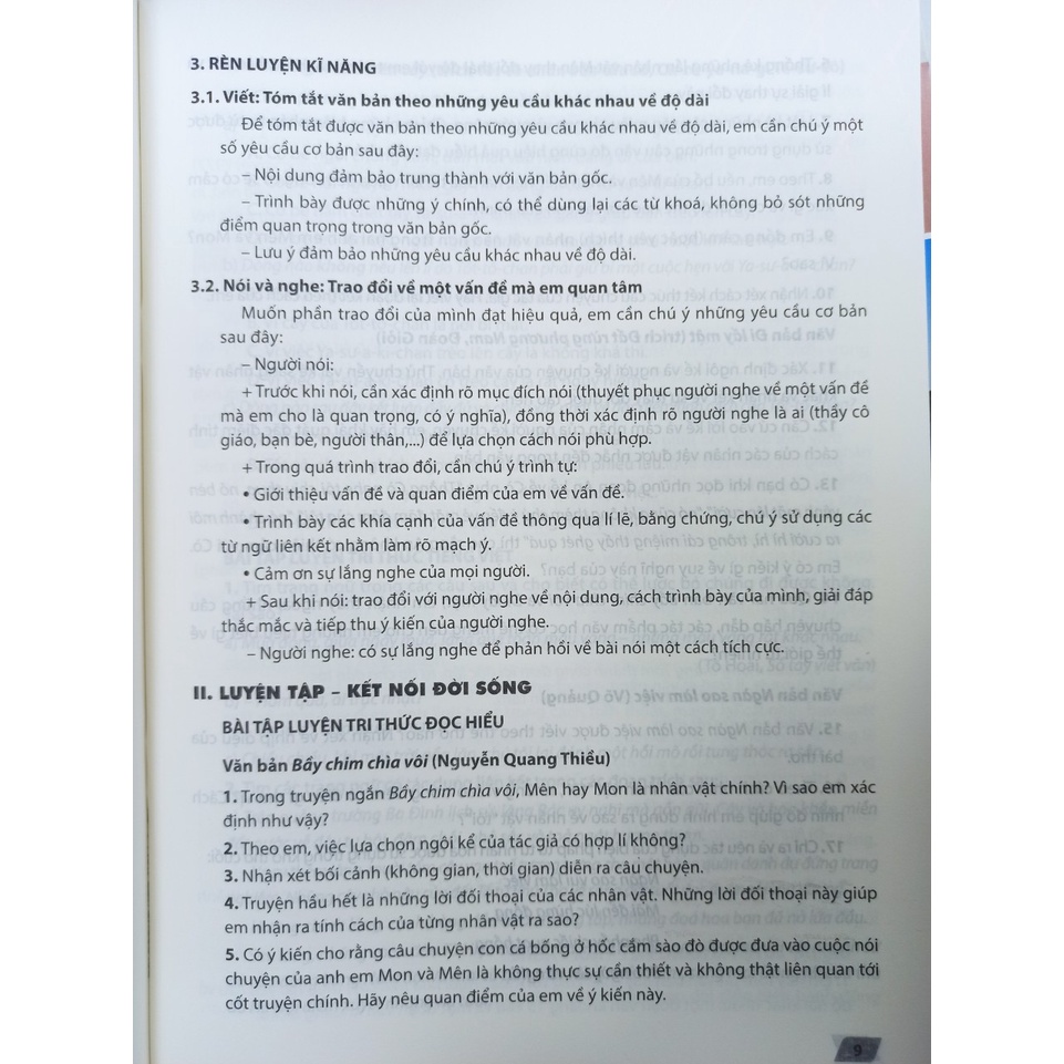 Sách - Bồi dưỡng Ngữ Văn lớp 7 tập 1 (Kết nối tri thức với cuộc sống)