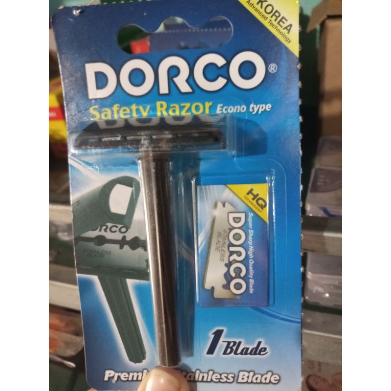 Bàn cạo râu tặng kèm lưỡi Dorco