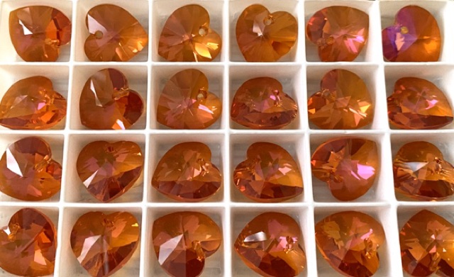 2 viên tim pha lê 18ly chính hãng Swarovski