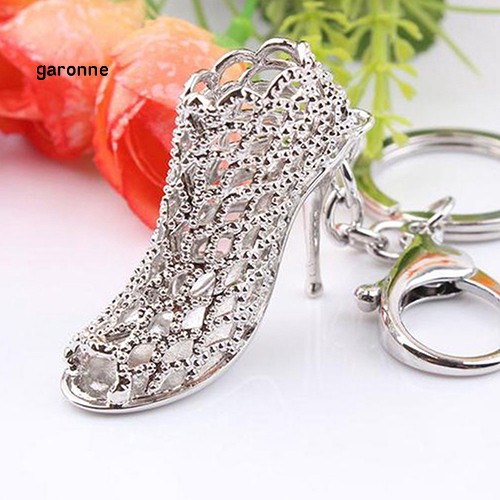Móc khóa hình chiếc giày cao gót độc đáo