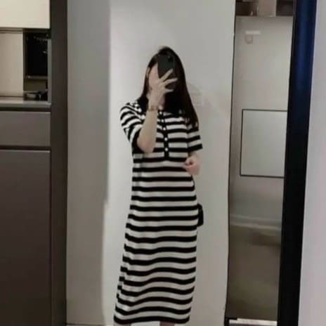 Đầm Bầu Xuông Kẻ Ngang Váy Bầu Mùa Hè Dáng Dài Chất Zip Co Giãn Mềm Mại Có Cổ Công Sở HD2917 Honey Mommy