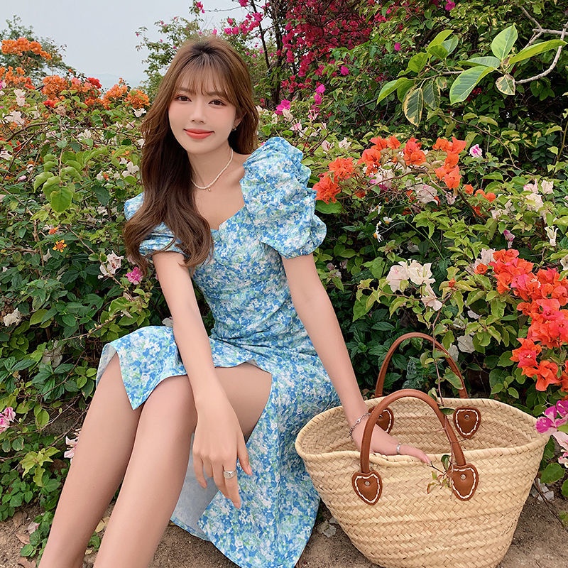 Đầm Tay Ngắn Cổ Vuông Xẻ Tà Quyến Rũ Hợp Thời Trang