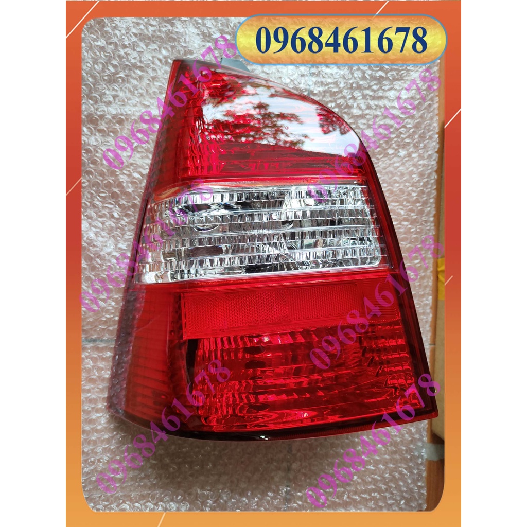 Đèn hậu Nissan Livina