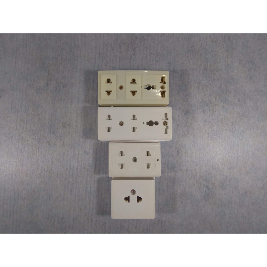 Ổ Cắm Đơn - Đôi - Ba - Bốn Lỗ SoPoKa loại tốt 10A chống cháy , có màn che