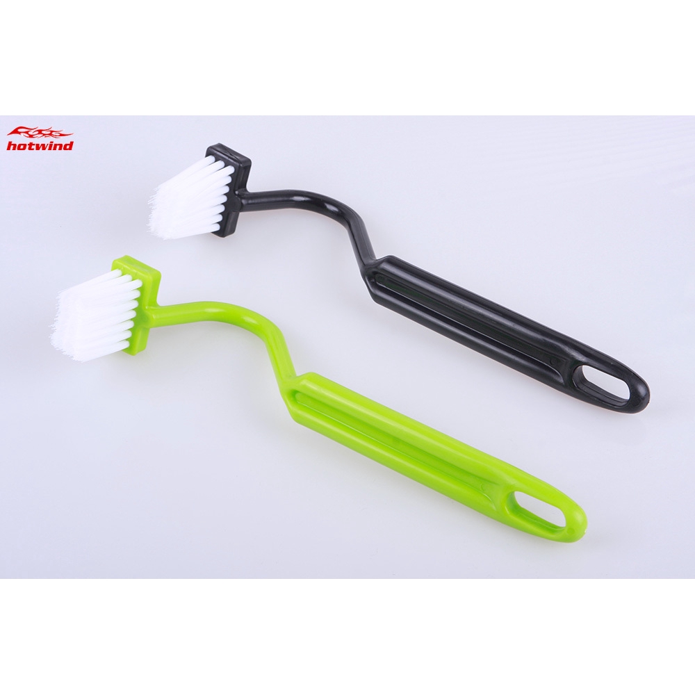 Bàn chải vệ sinh bồn cầu cổ chữ V tiện dụng
