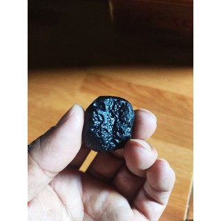 Đá phong thủy Tektite