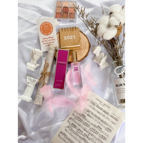 𝐂𝐡𝐚𝐧𝐞𝐥 𝐂𝐡𝐚𝐧𝐜𝐞 𝐇𝐨̂̀𝐧𝐠 𝐄𝐚𝐮 𝐓𝐞𝐧𝐝𝐫𝐞 nước hoa nữ mini nhẹ nhàng nữ tính ngọt ngào | Thế Giới Skin Care