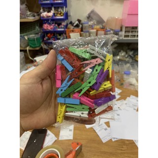 Túi 50 kẹp gỗ không màu tặng 5m dây gai