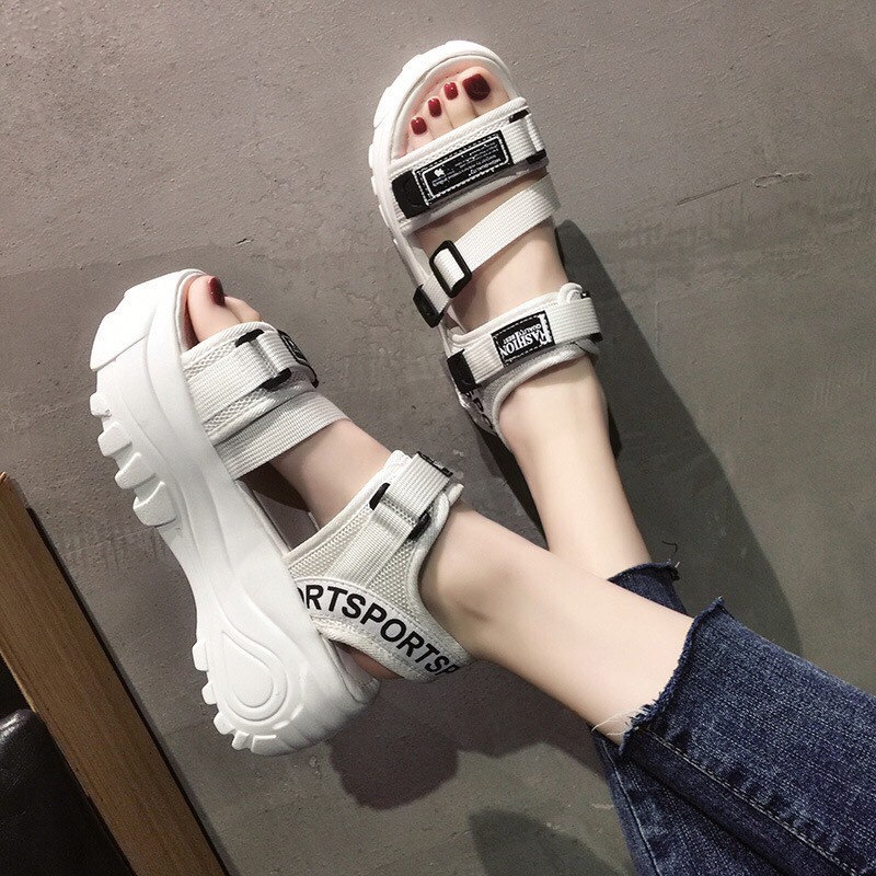Sandal đế cao 5cm quai vải