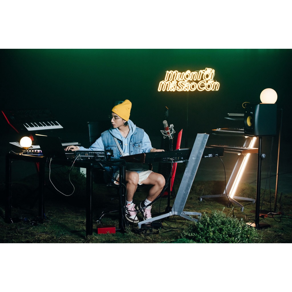 Áo hoodie Vetements Unicorn xanh