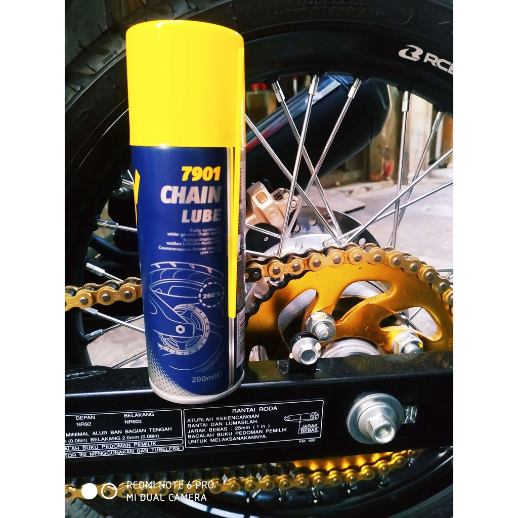 Chai Xịt Vệ Sinh, Bảo Dưỡng, Bôi Trơn Chống Bụi Bẩn Sên Xe Mannol 7901 Chain Lube.