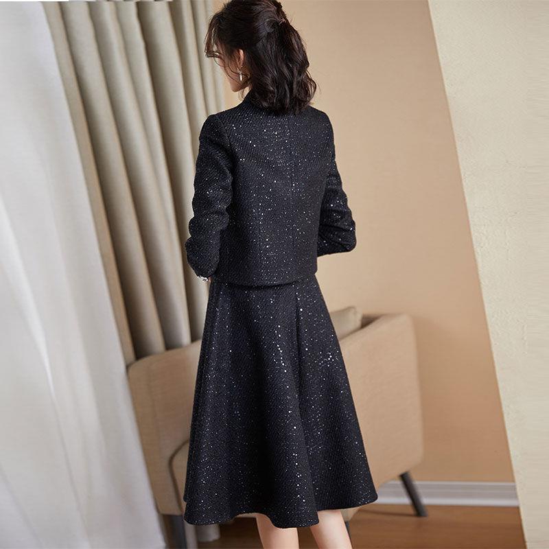 Bộ Áo Đen Phối Chân Váy Vải tweed Cỡ Lớn Thời Trang Thu Đông 2022 Cho Nữ