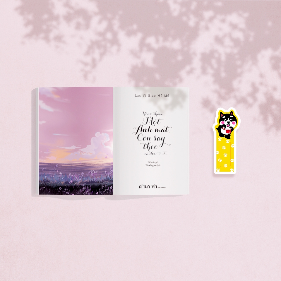 Sách Uống Nhầm Một Ánh Mắt, Cơn Say Theo Cả Đời  - Tặng Kèm Postcard + Tranh Cổ Phong
