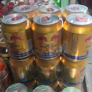 Bò húc tăng lực vỉ 6 lon